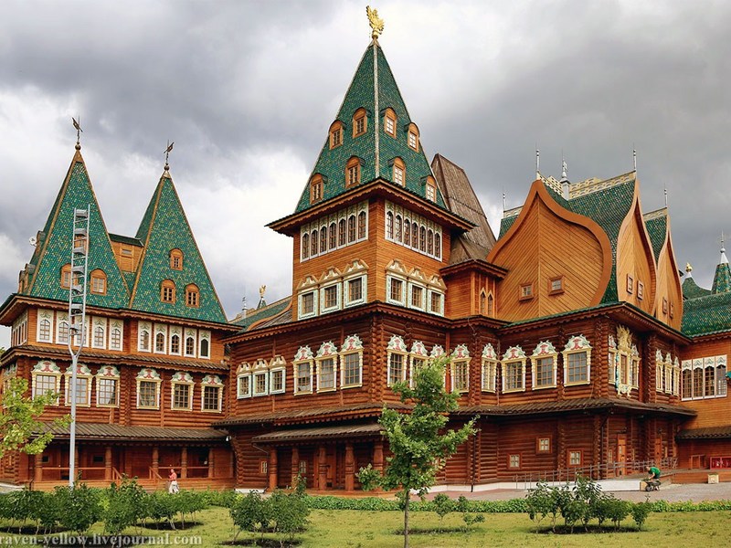 Коломенский дворец в России
